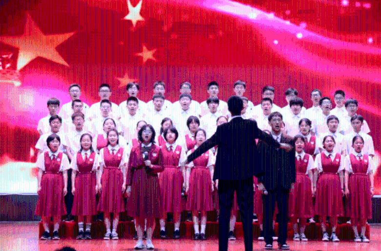 震撼回归！梁朝伟与刘德华《金手指》梦幻组合再掀香港影坛风云！