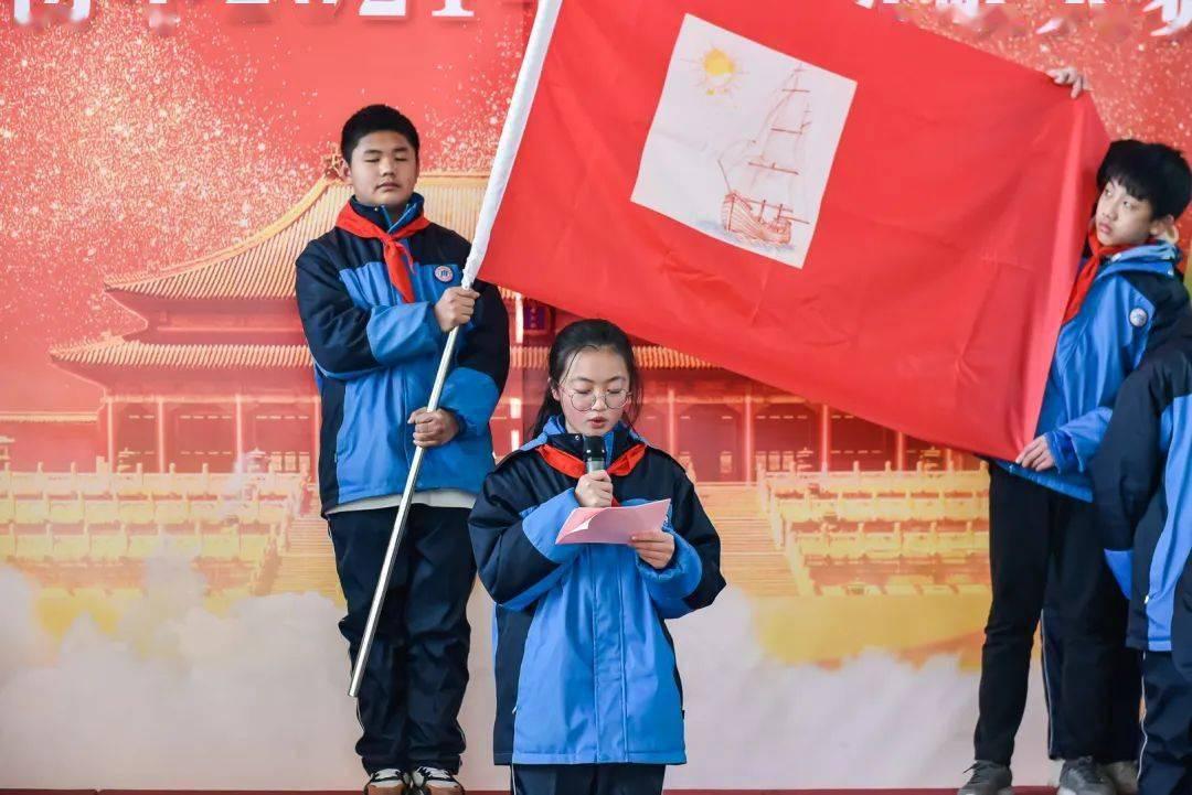黄色的绒毛摸上去怎么样游戏画面