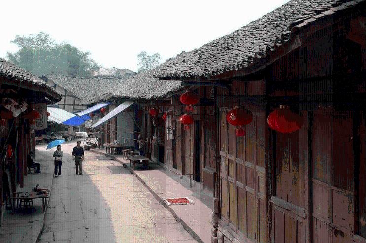 河南一座不起眼的小城，有“中国长寿之乡”美誉，环境好适合养老